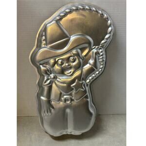 Vintage 1981 Wilton Cowboy Sheriff Character Aluminum Cake Pan #502-3363